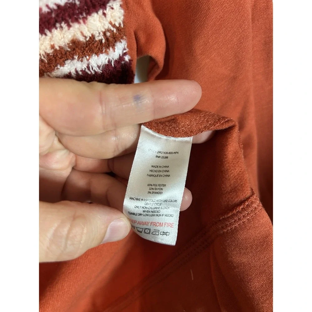 Rae Dunn Orange Pumpkin Spice Fleece Lined Sweatshirt & Socks Women's Size S NWT - Picture 8 of 9